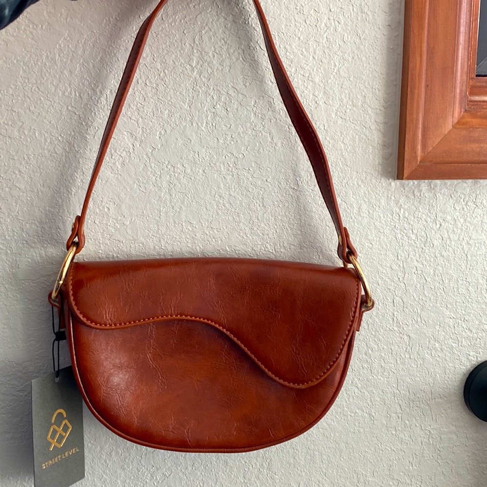 Small brown leather purse/handbag